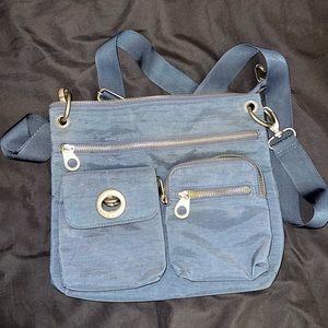 Baggallini cross body bag